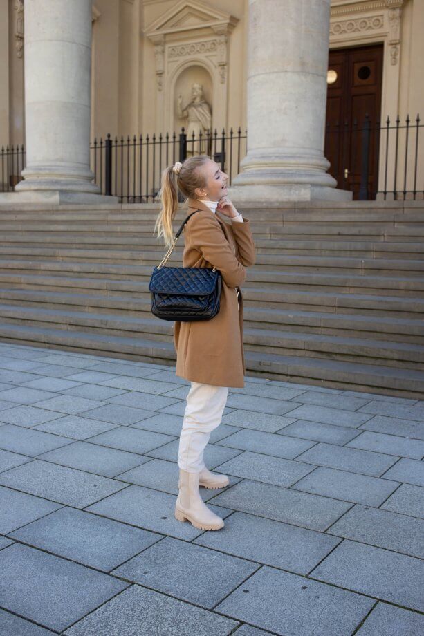 beige trendfarbe Herbst-outfit